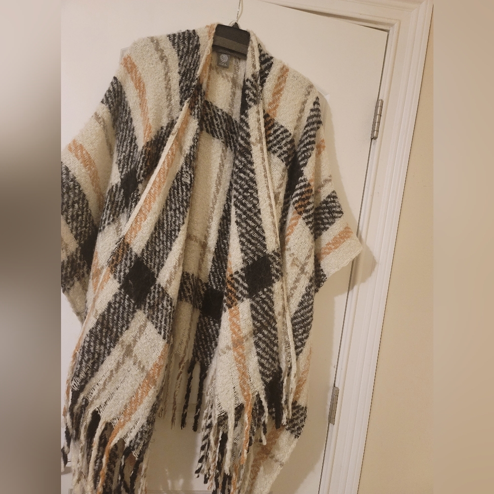 VINCE CAMUTO FUZZY CAPE WITH BELT